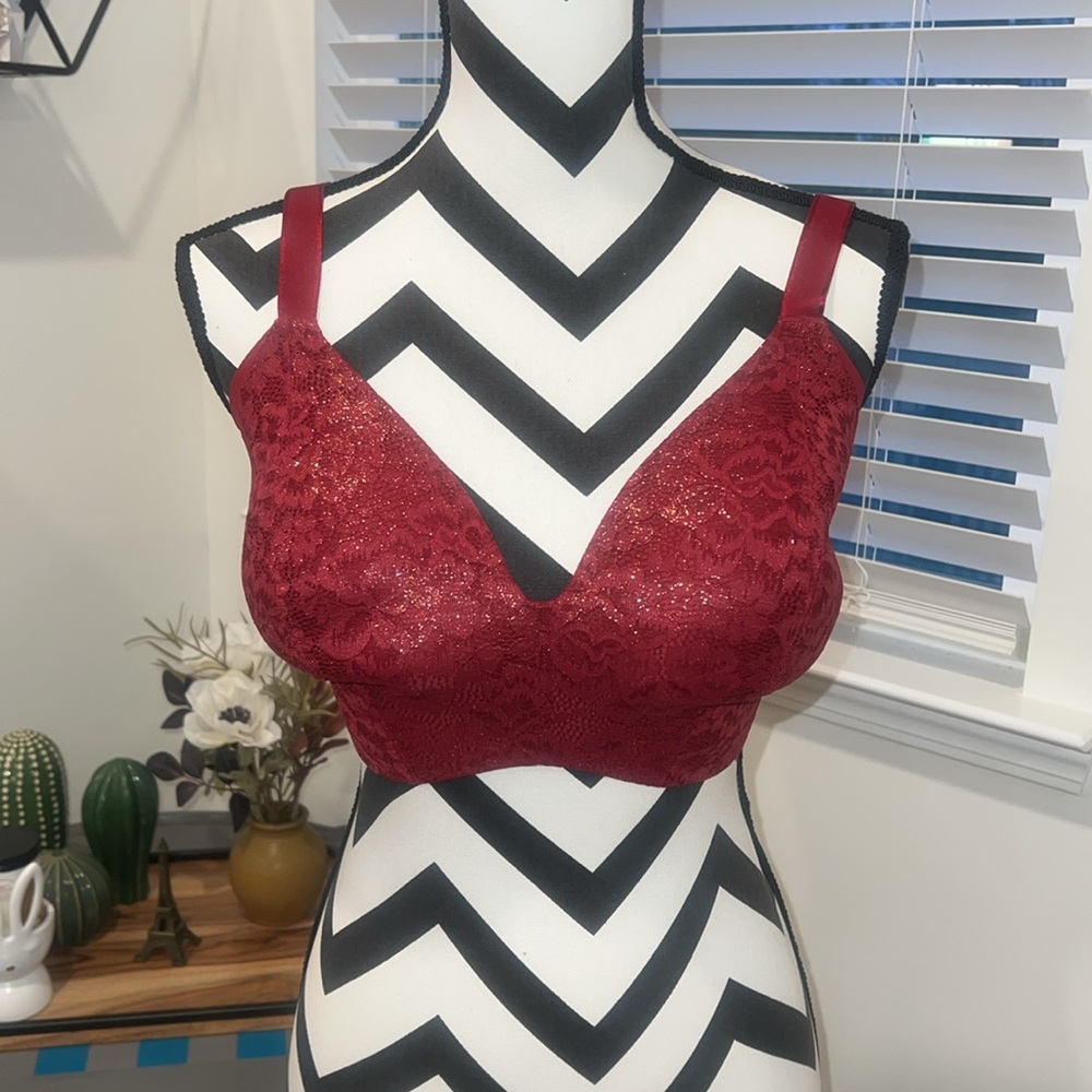 Knix Lace Wingwoman Wireless Contour Bra in Red Velvet Size 6++